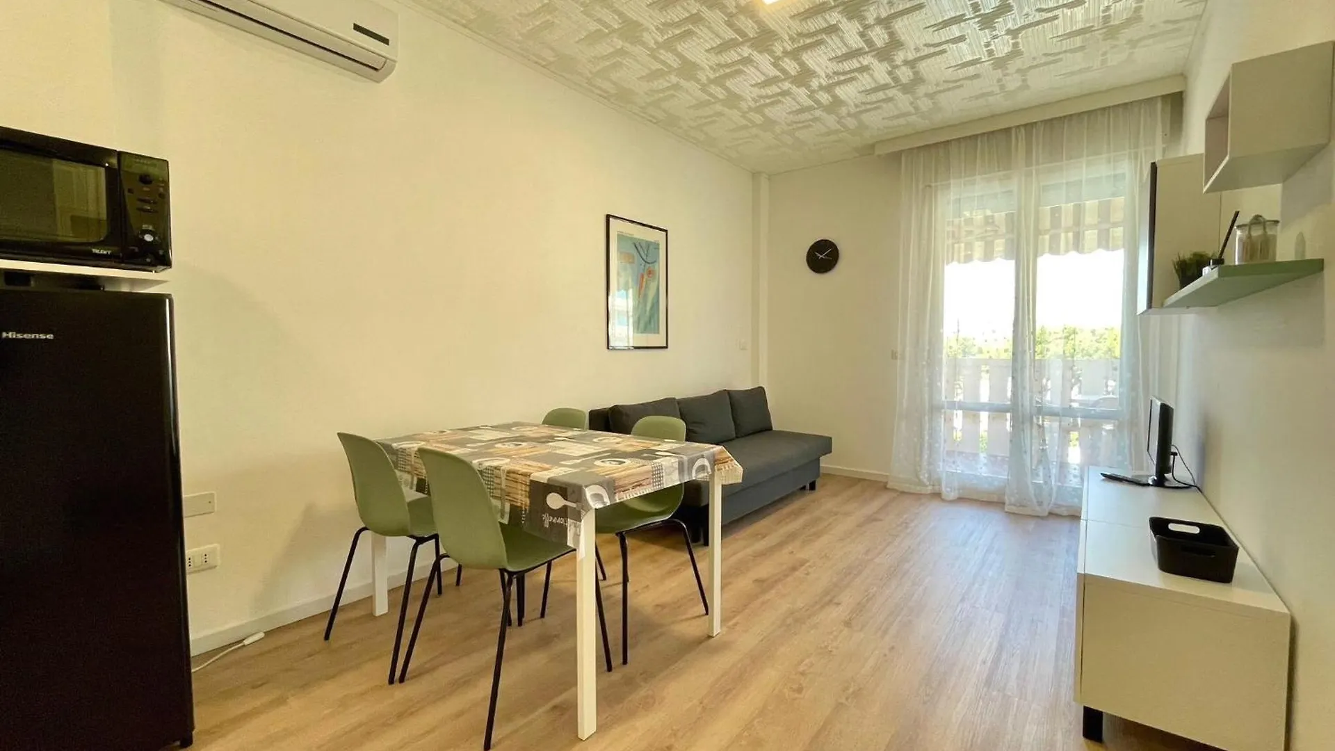 Homely Apartment With Terrace Overlooking The Pool Porto Santa Margherita di Caorle